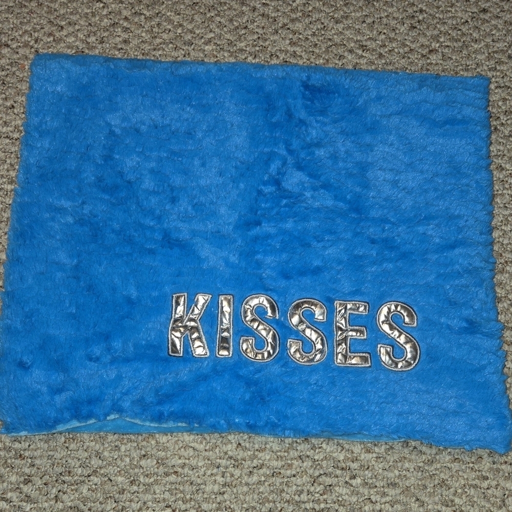 Hersey Kisses Super Soft Blue Blanket